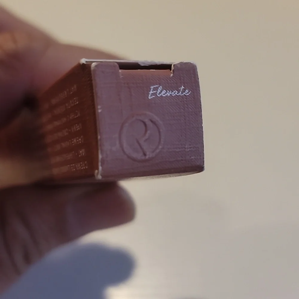 Rare Beauty Lip Soufflé Matte Lip Stick - Elevate